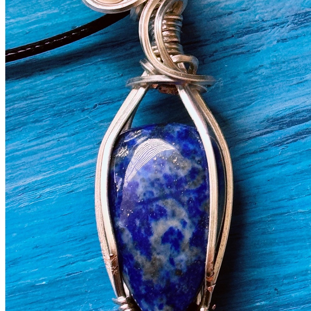 Lapis lazuli Silver Wire-Wrapped Pendant Necklace